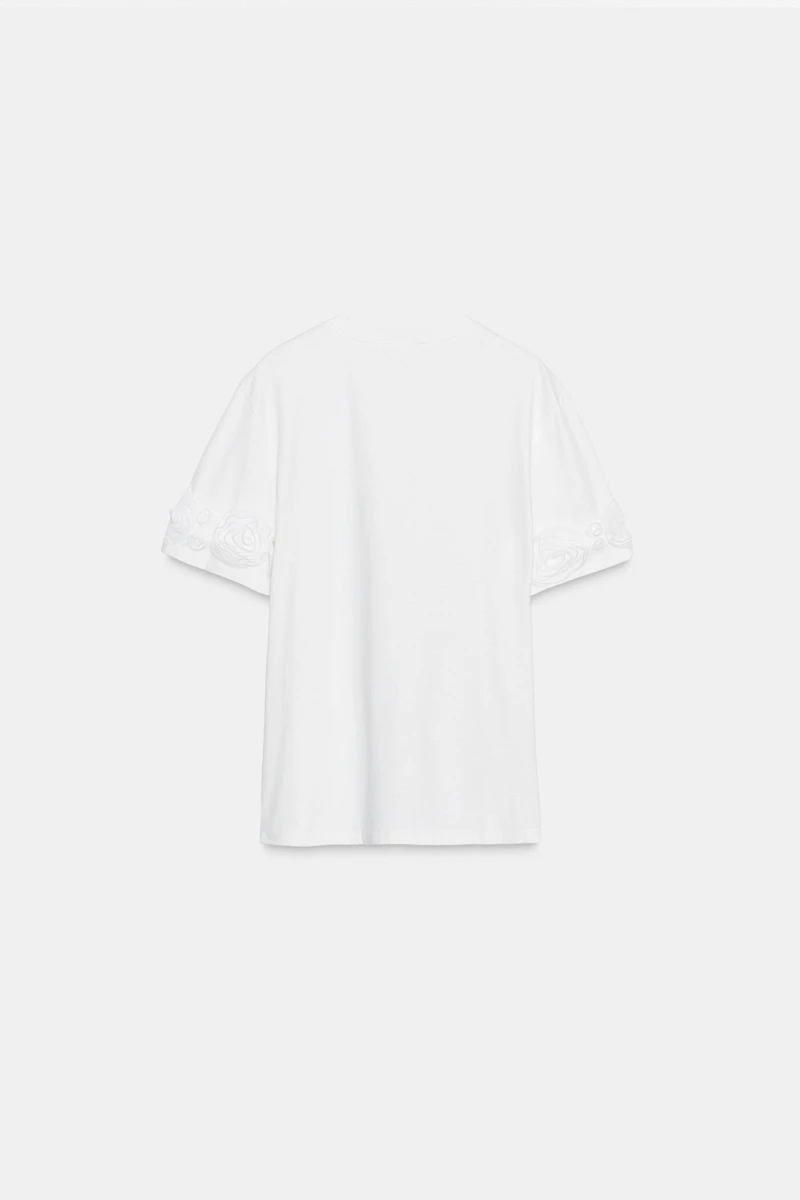 T-SHIRT FLEURS VOLUME