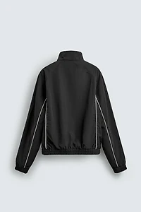 CONTRASTING TECHNICAL JACKET