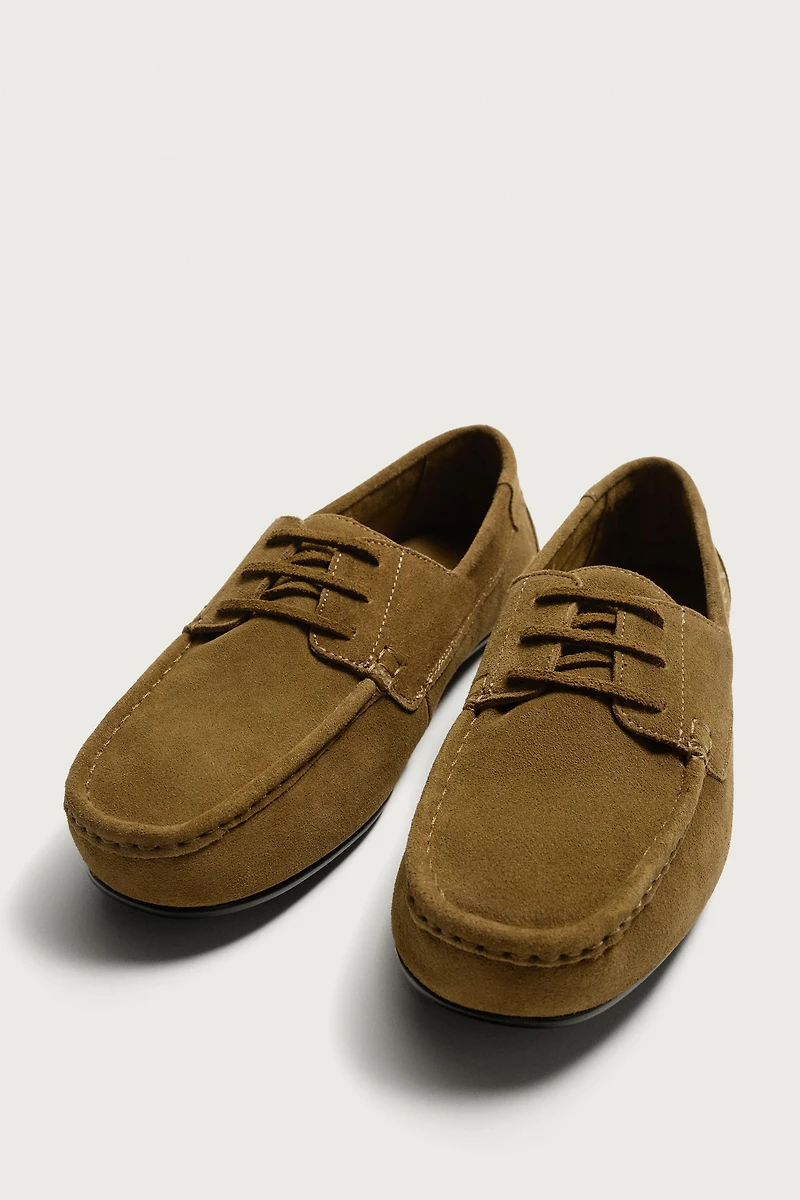 CHAUSSURES BATEAU EN CUIR