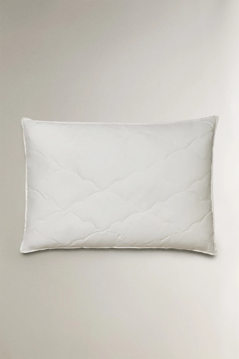 OREILLER ENFANT FIBRE MATELASSÉE EFFET DOUX