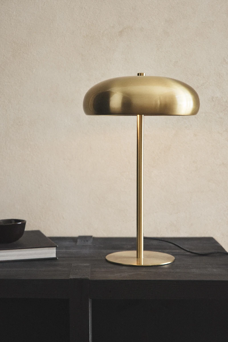 LARGE MONOCHROME TABLE LAMP