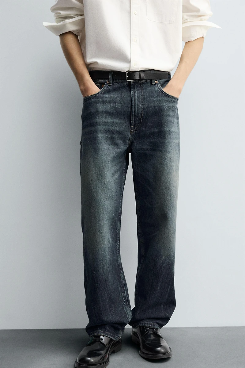 RELAXED STRAIGHT FIT JEANS