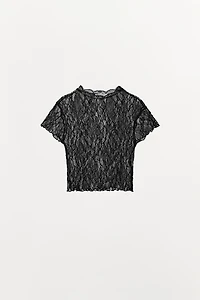 LACE CROP TOP