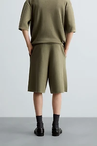 TEXTURED KNIT SHORTS