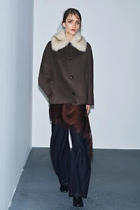 MANTEAU COL EFFET FOURRURE AVEC LAINE ZW COLLECTION