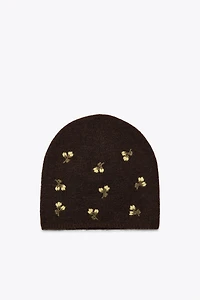 FLORAL EMBROIDERED KNIT BEANIE HAT