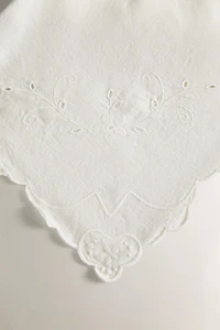 EMBROIDERED LINEN TABLECLOTH