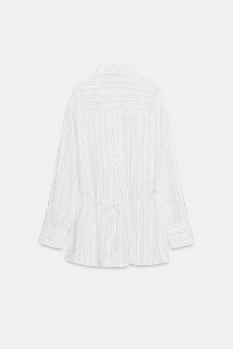 CHEMISE LONGUE À RAYURES AVEC CEINTURE