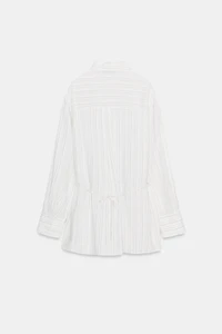 CHEMISE LONGUE À RAYURES AVEC CEINTURE
