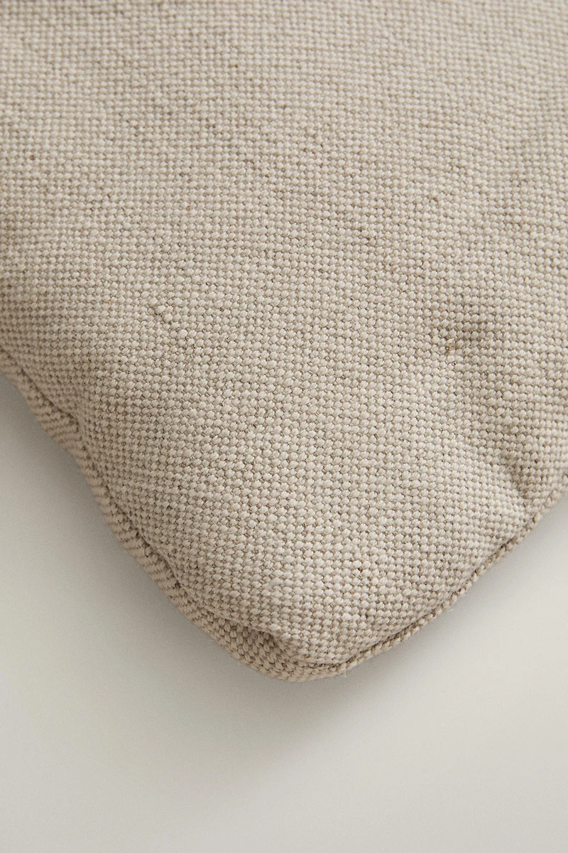 OBLONG LINEN CUSHION