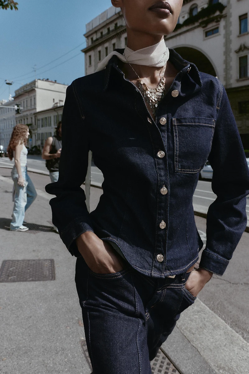 CHEMISE EN JEAN AJUSTÉE Z1975