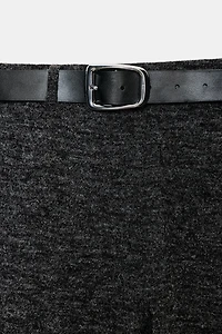 SOFT BELTED LEGGINGS