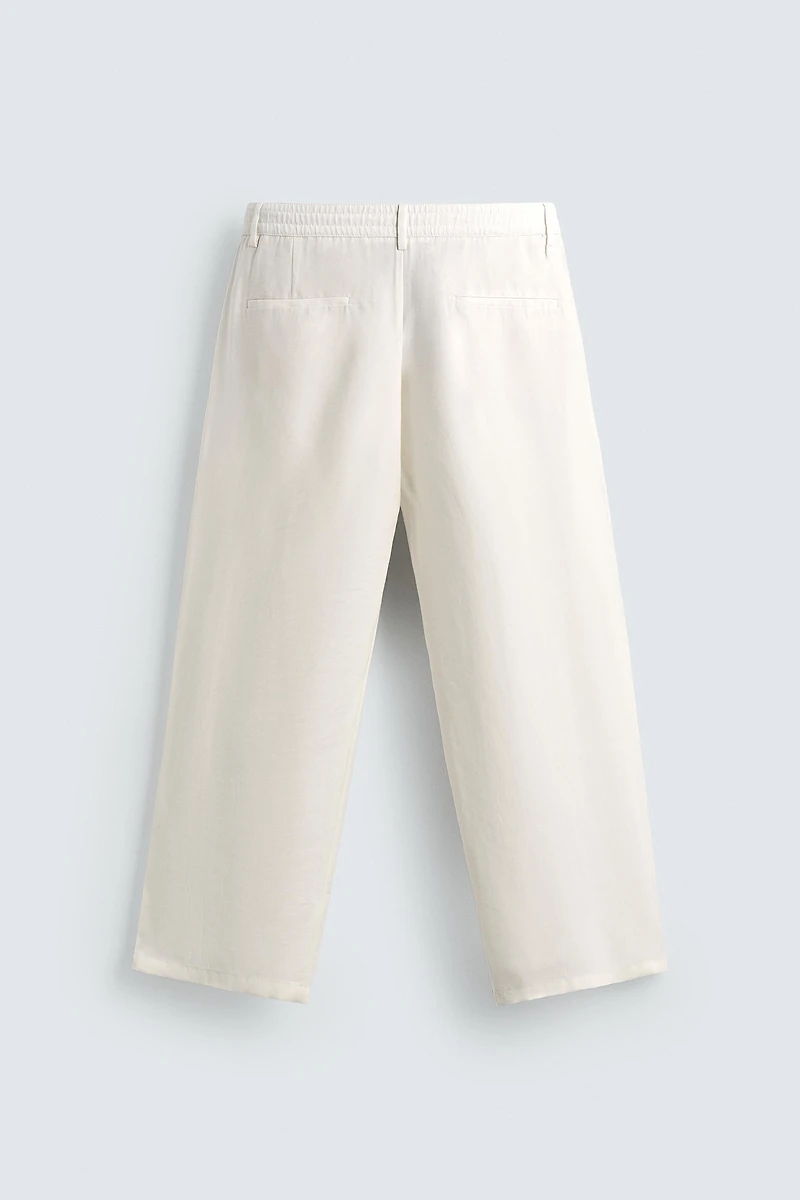 PANTALON FLUIDE À PLIS LATÉRAUX