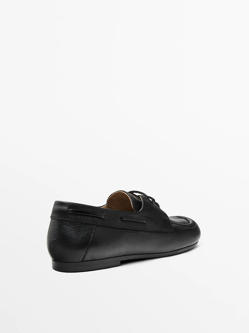 Leather deck shoes