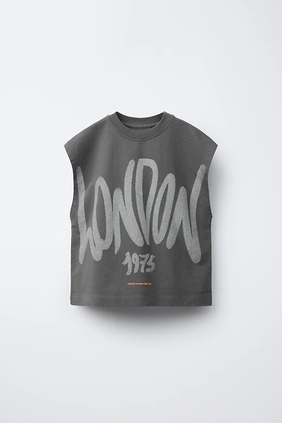 GRAFFITI PRINT T-SHIRT