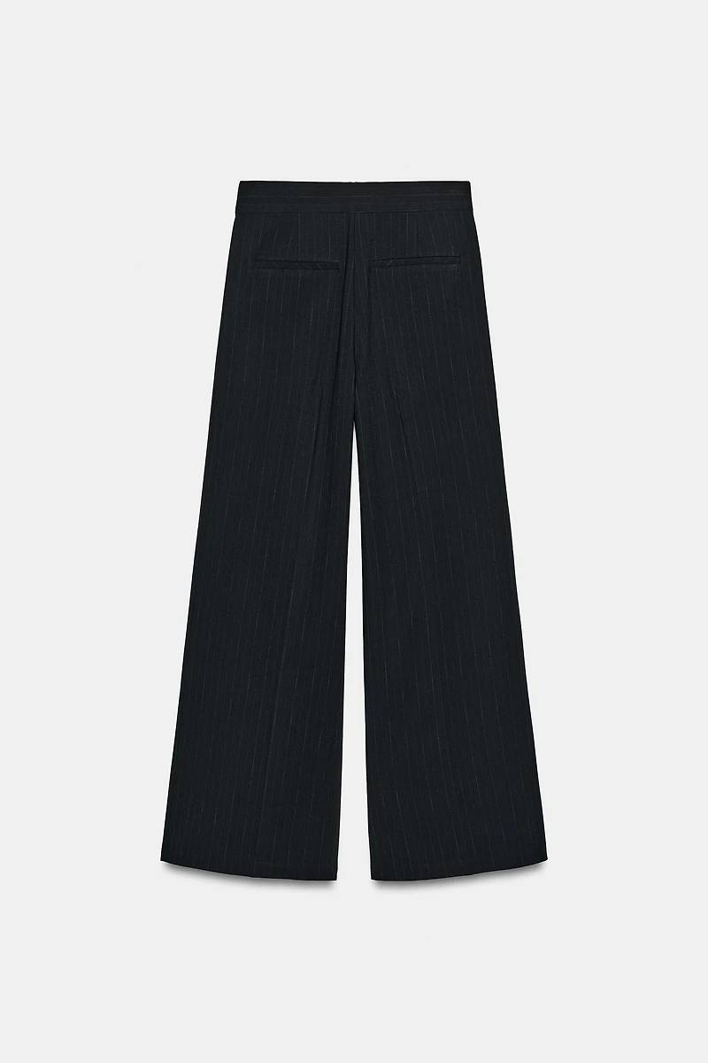 PANTALON À PLIS RAYURES