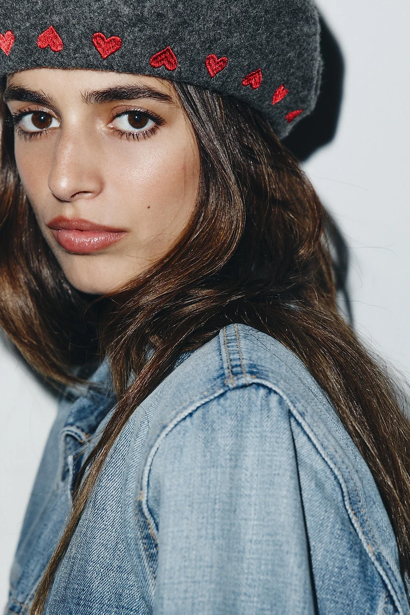 100% WOOL HEARTS BERET