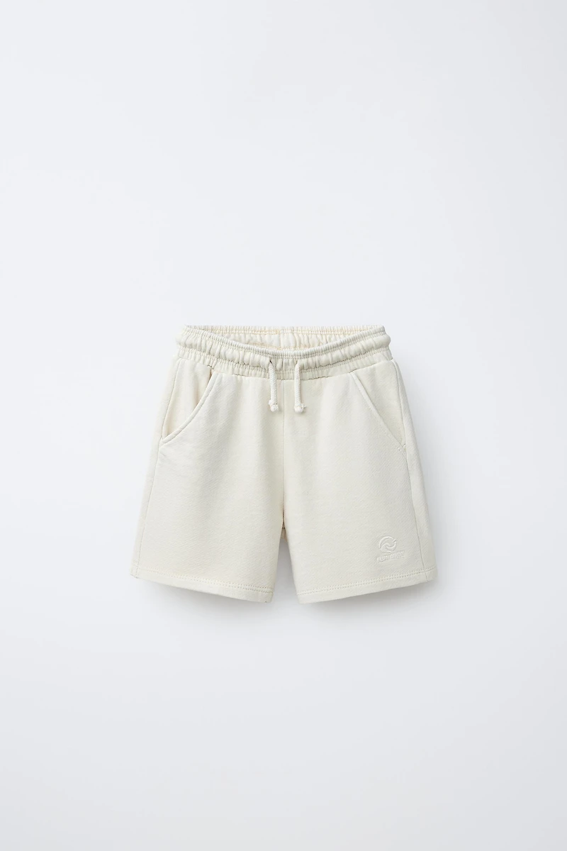 EMBROIDERED GARMENT DYED PLUSH SHORTS