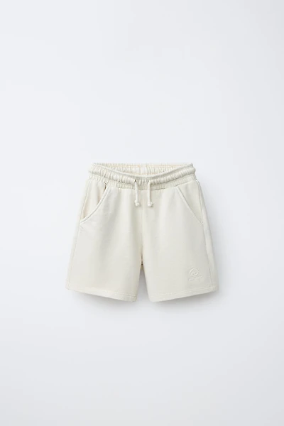 EMBROIDERED GARMENT DYED PLUSH SHORTS