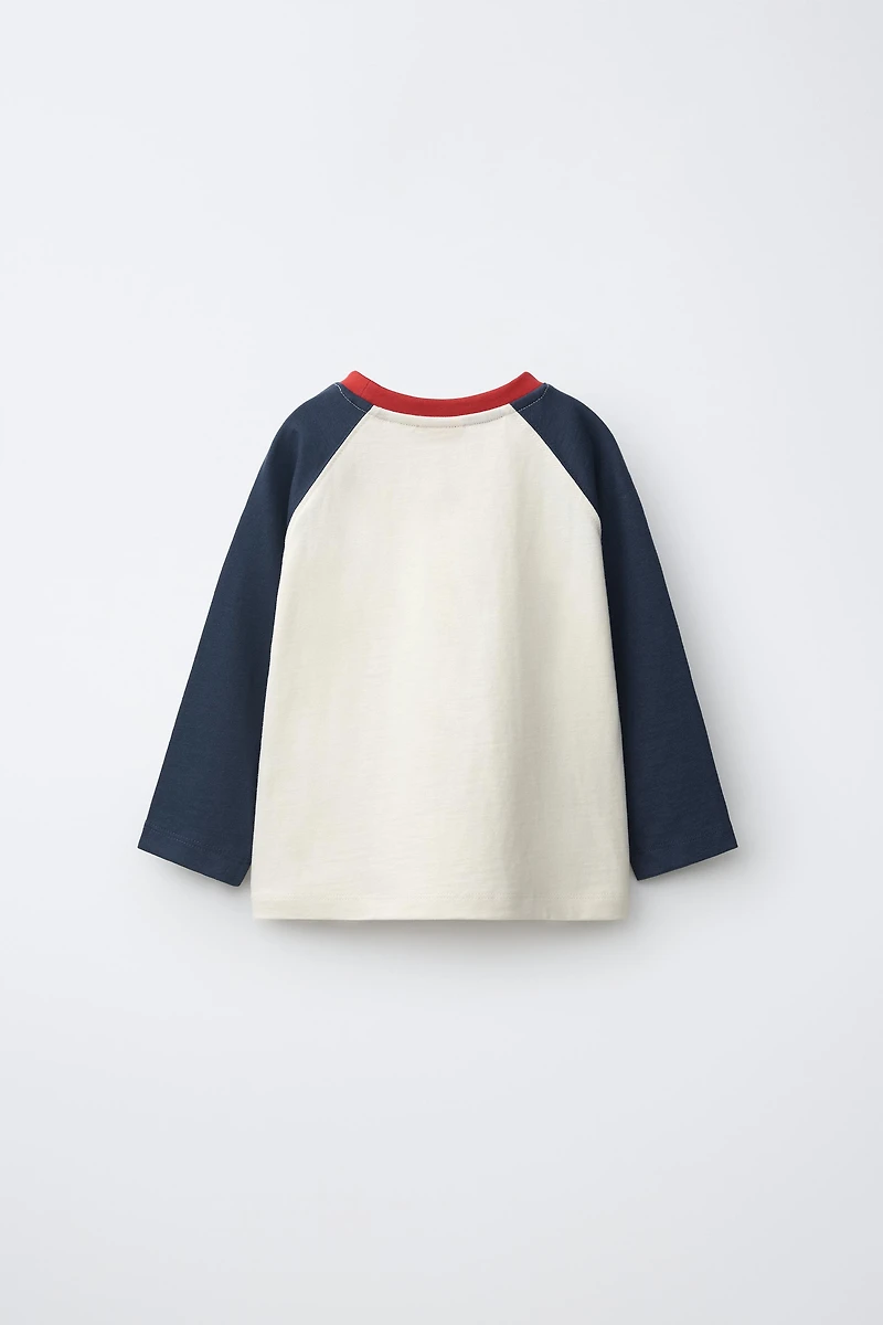 EMBROIDERED TEXT RAGLAN SLEEVE T-SHIRT