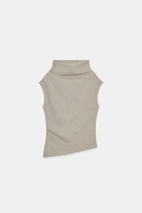 SLEEVELESS TOP
