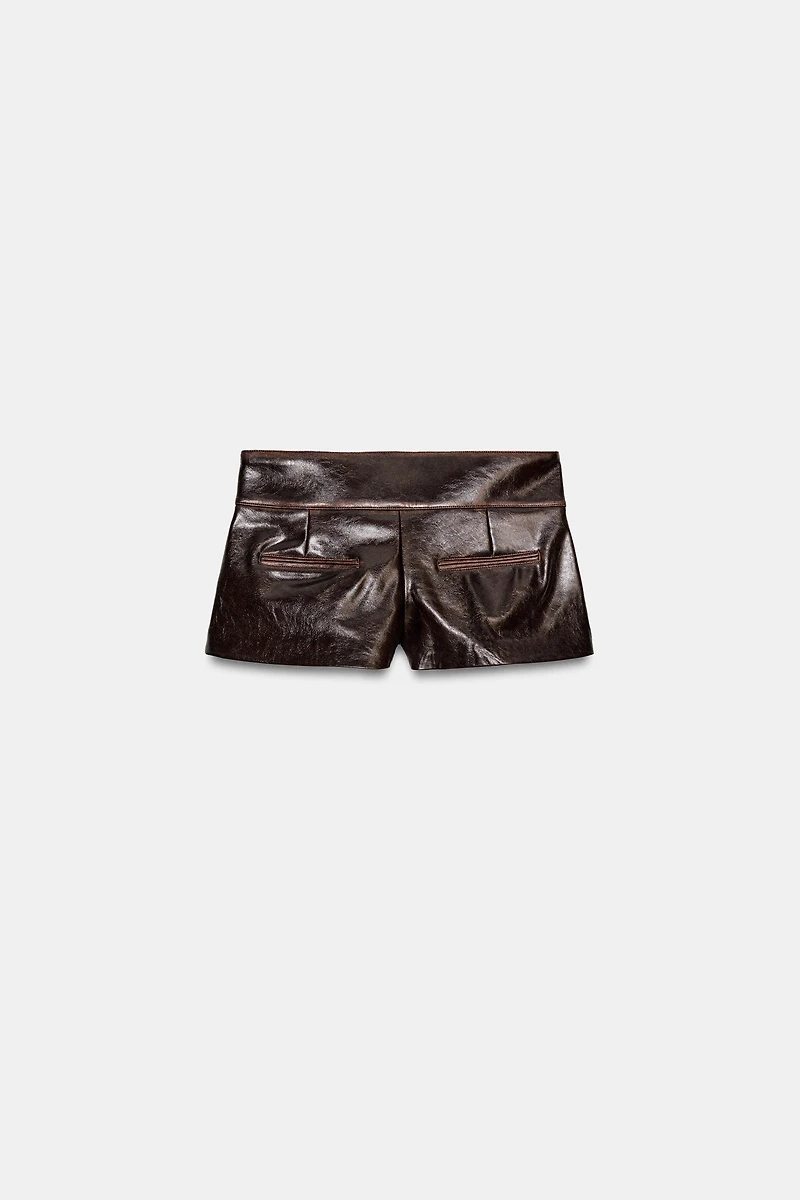 LOW-RISE SHORTS