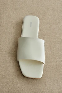 PANTOUFLES À BOUT OUVERT SATIN