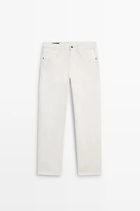 Tapered Fit Jeans