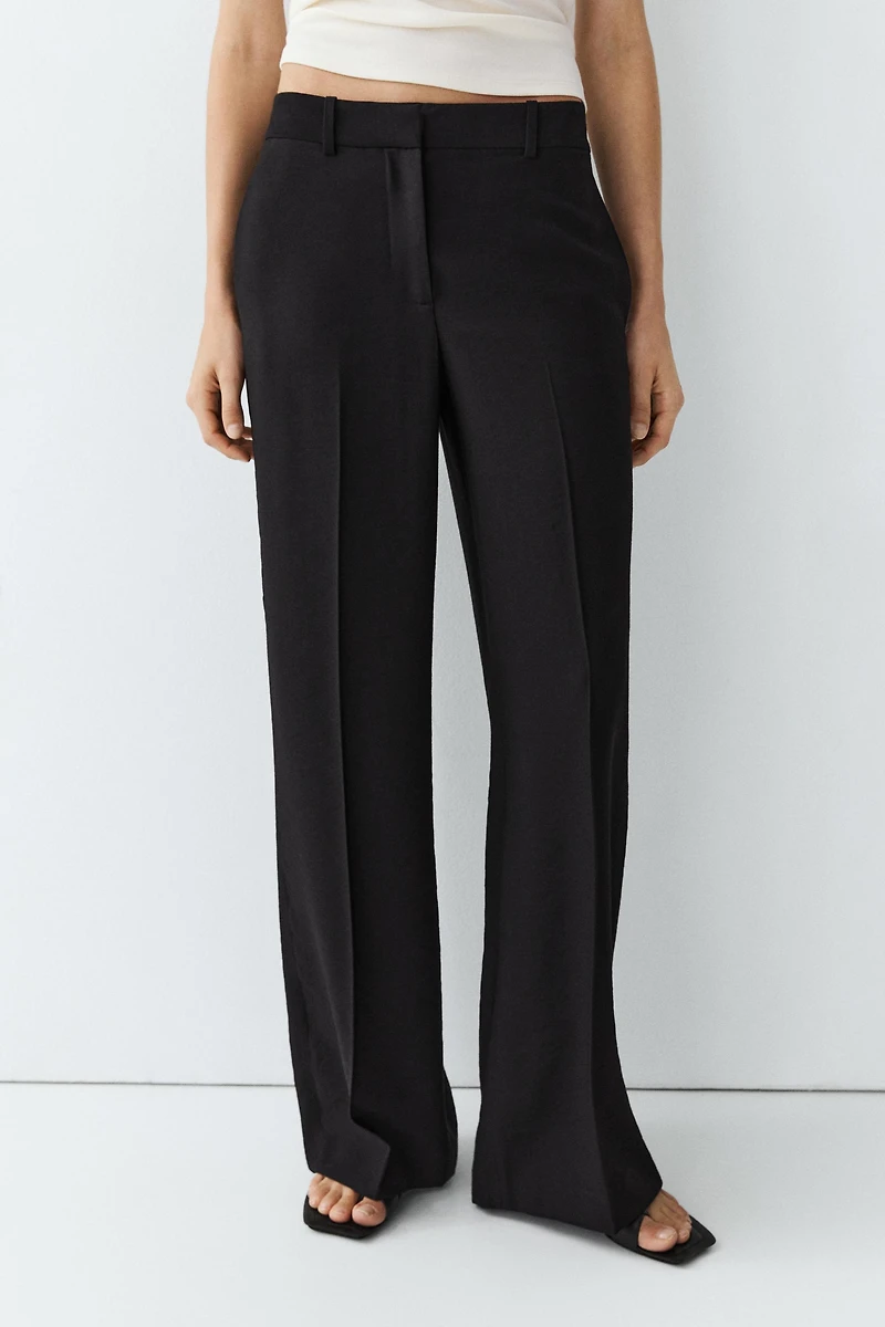 Flowing straight-leg pants