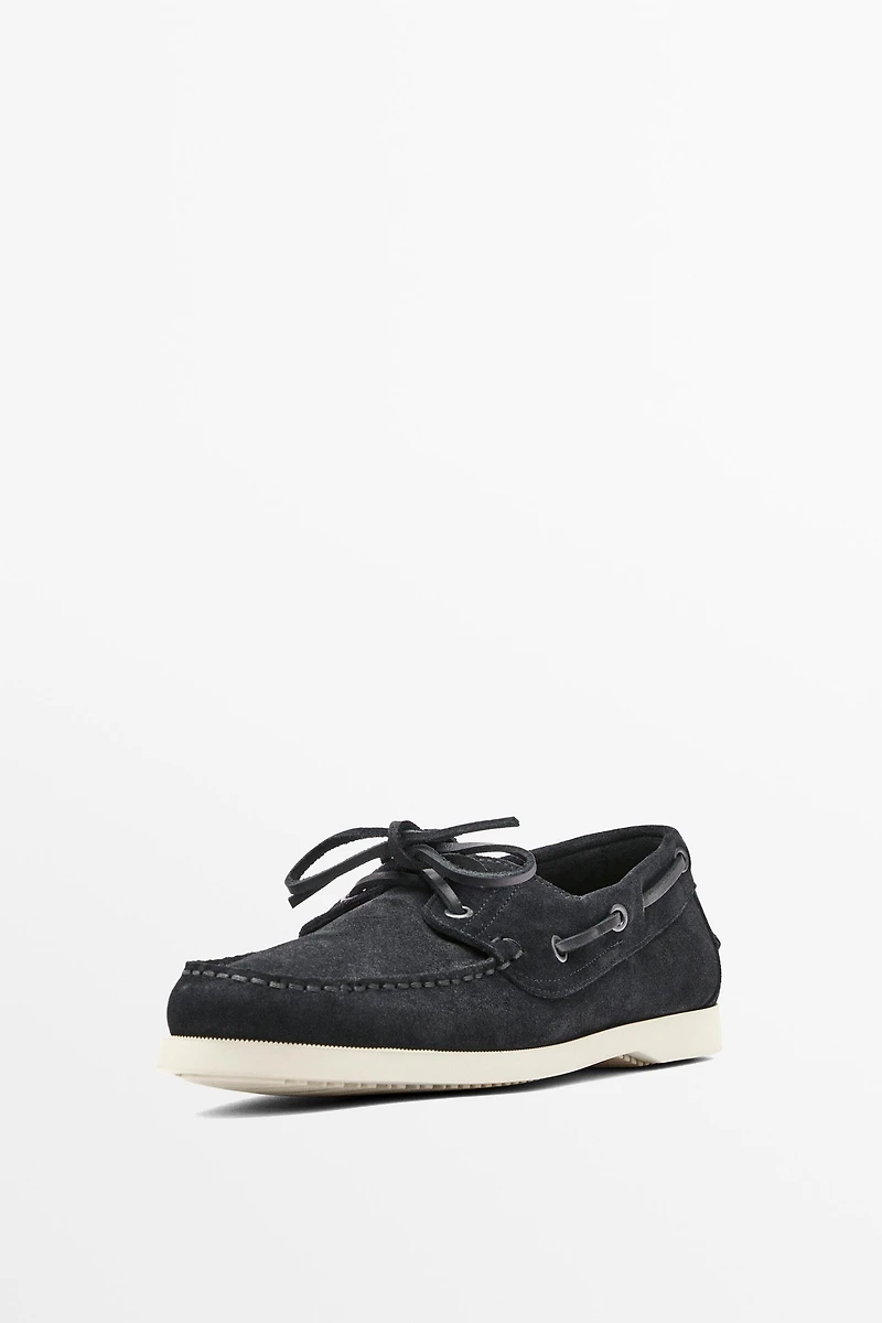 Chaussure bateau cuir