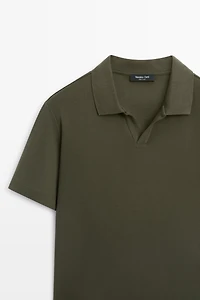 Short sleeve V-neck polo shirt