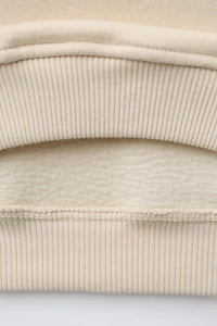 RUSTIC FRILL COLLAR SWEATSHIRT