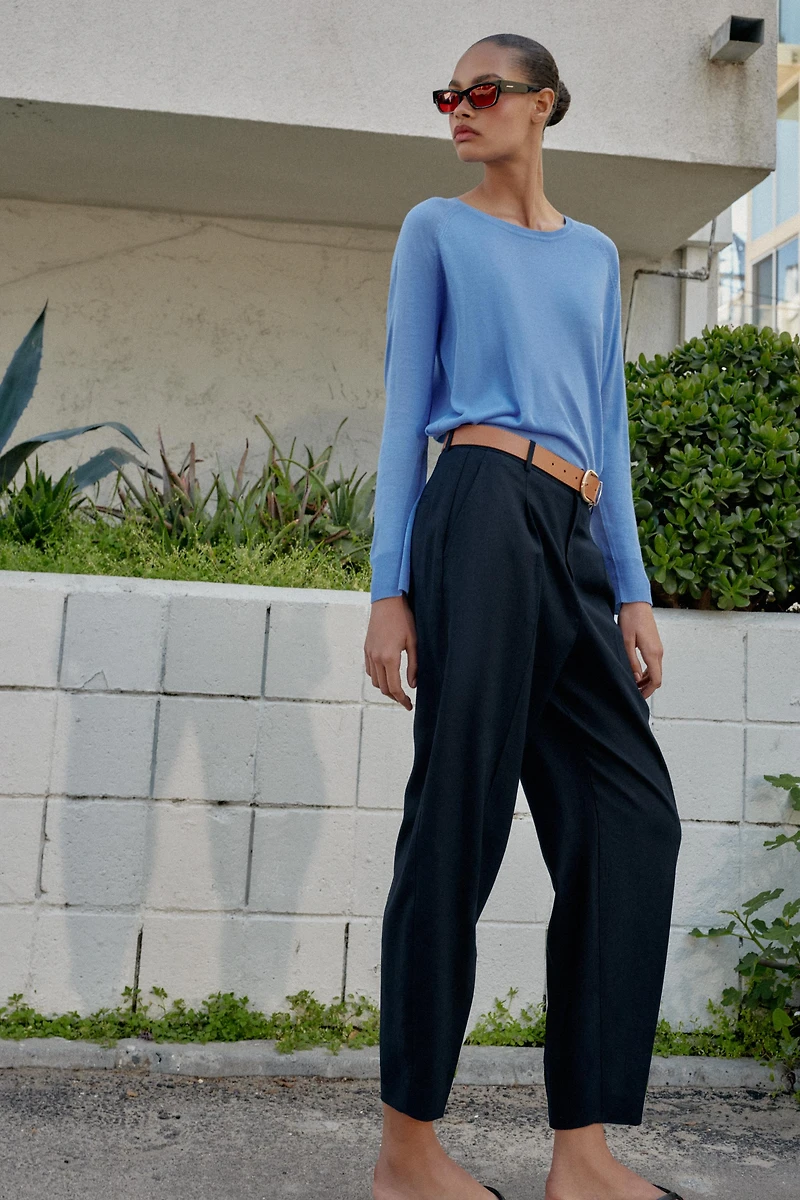 LINEN PANTS WITH BELT AND PLEATS