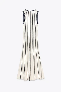 ROBE EN MAILLE COUPÉE MIDI