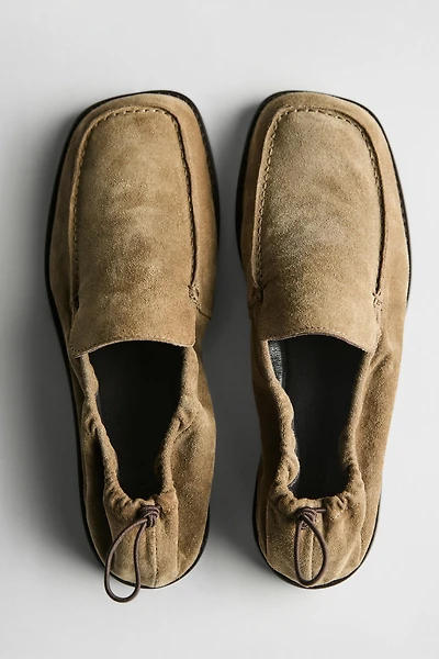 Mocassins en cuir souple froncés