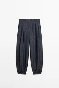 Balloon fit denim