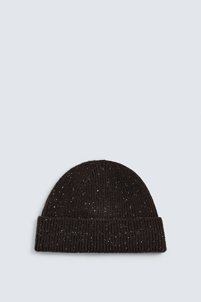 SHORT TEXTURED WEAVE HAT