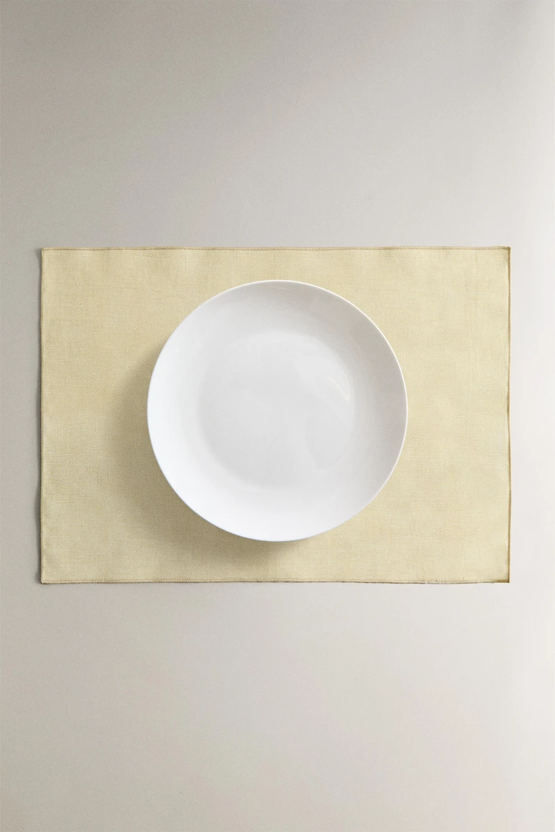 SET DE TABLE ENDUIT OVERLOCK