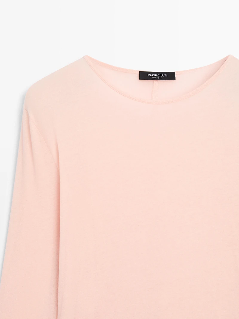 Lightweight long sleeve T-shirt