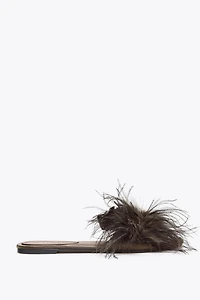 FEATHER FLAT SANDALS