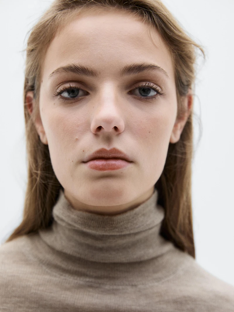 Knit 100% cashmere high neck sweater - LIMITED