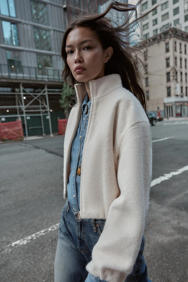 HIGH COLLAR BOUCLÉ JACKET