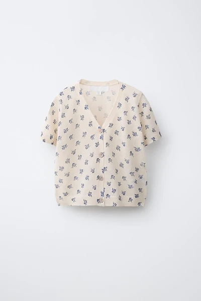 TOP EN MAILLE À FLEURS