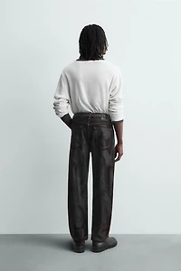 FLOCKED STRAIGHT FIT JEANS