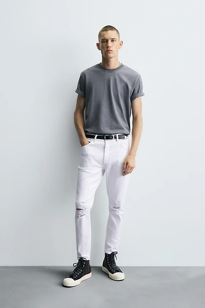JEAN SKINNY FIT DÉCHIRÉ
