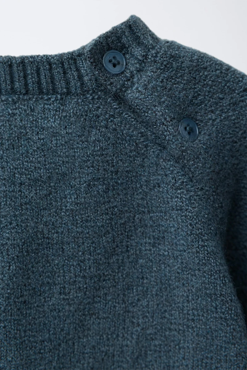 EMBROIDERED PUPPY KNIT SWEATER