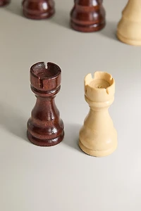 SET OF CHESS PIECES (SET OF 32)