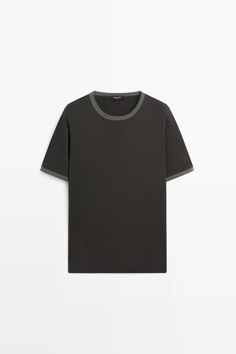 100% cotton contrast neck T-shirt