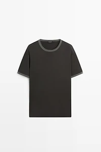 100% cotton contrast neck T-shirt