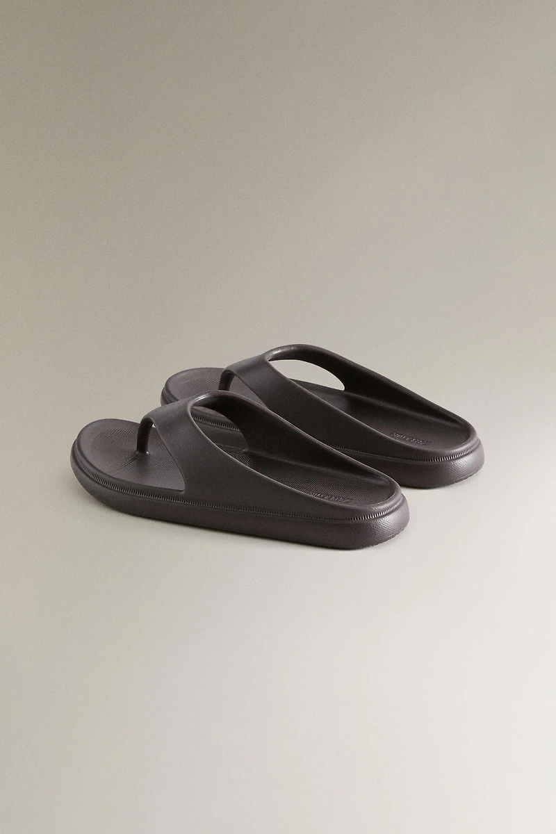 RUBBERIZED FLAT SANDALS